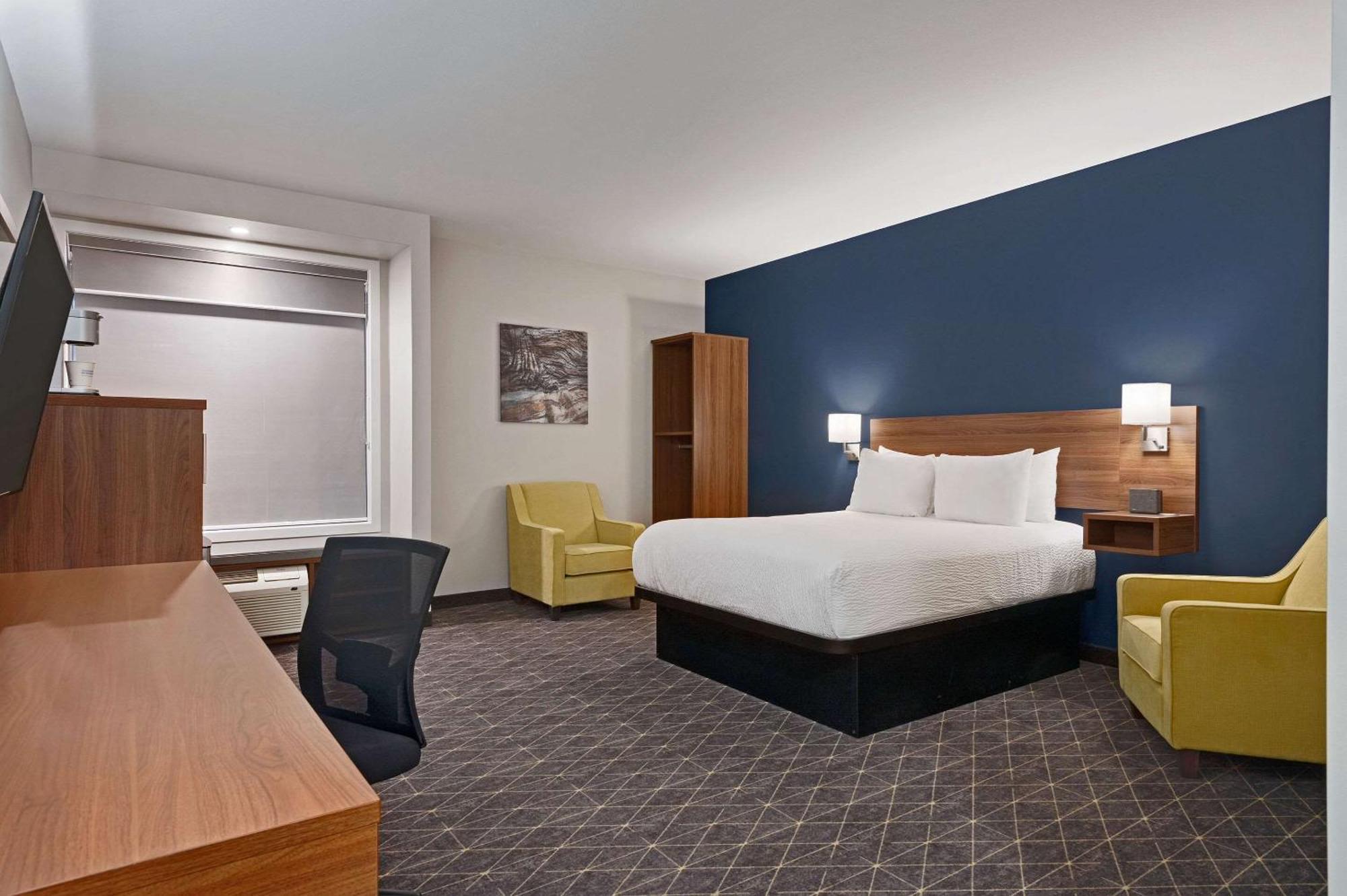 Park Inn By Radisson, Келоуна Экстерьер фото